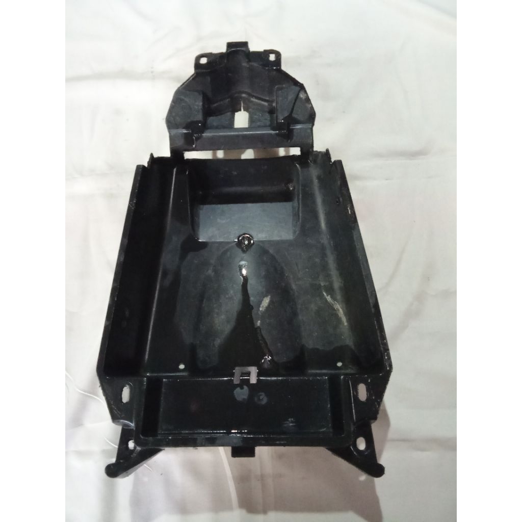 Box bagasi Jupiter z burhan