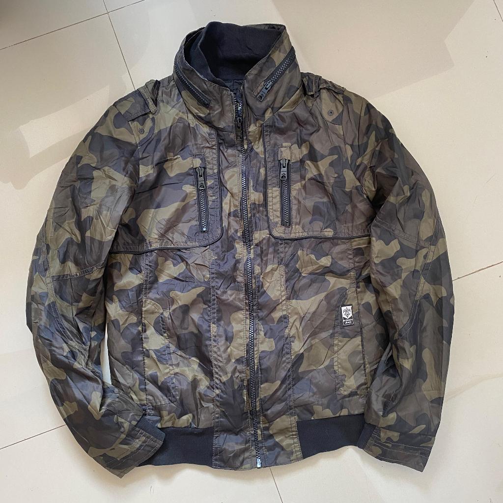 Jaket Bomber Camo Buckaroo – Size S
