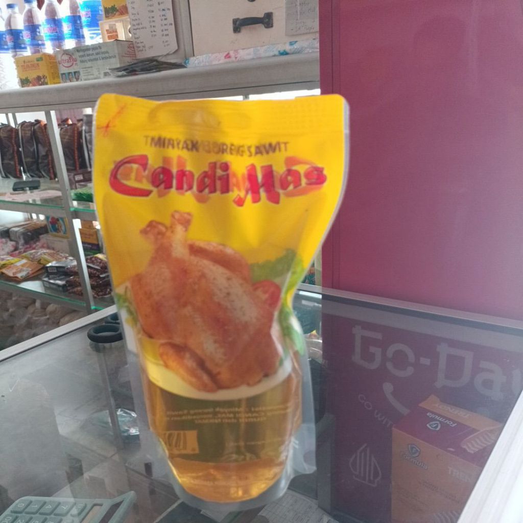 

Minyak goreng Candi mas kemasan pouch 450 ml