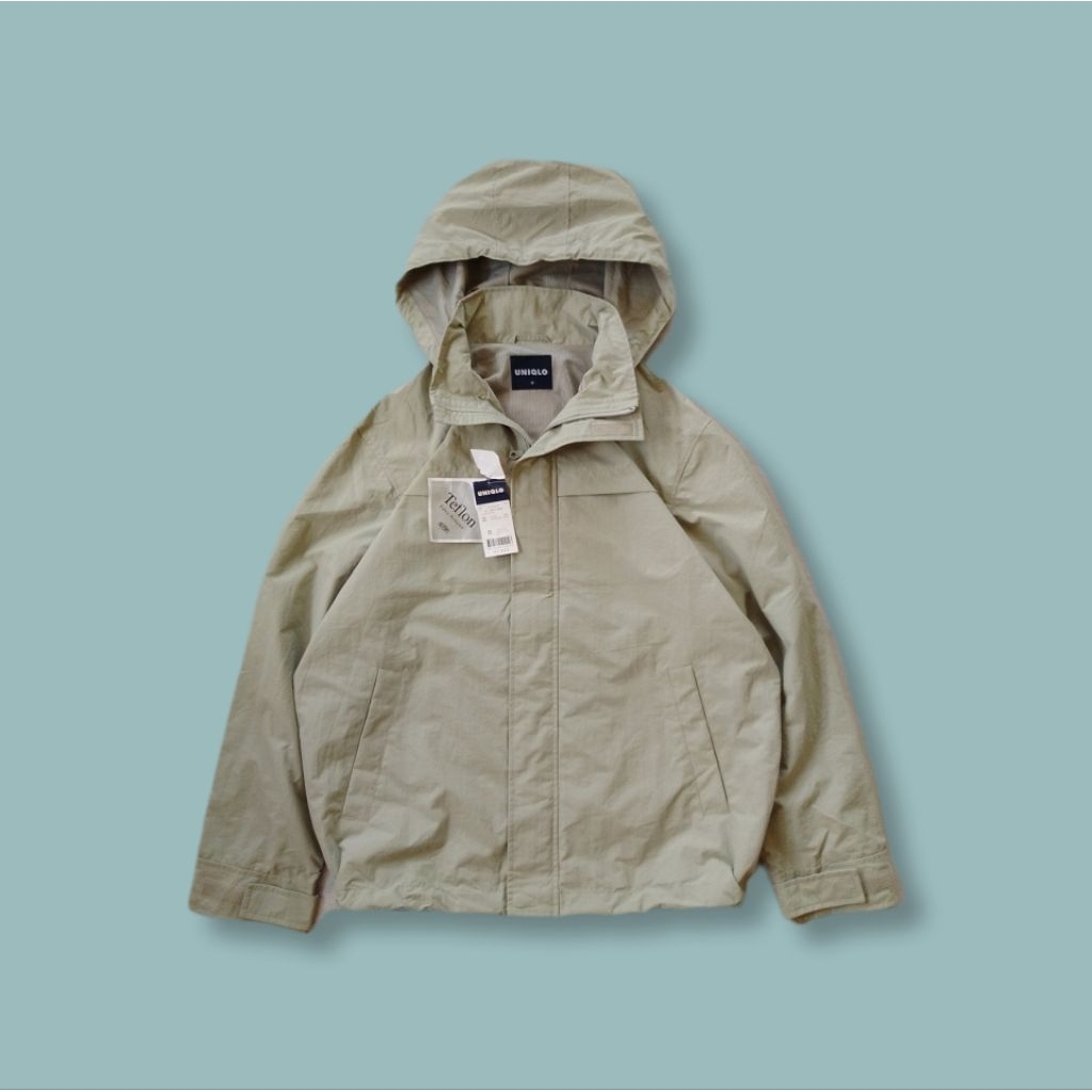 Uniquesport - Jaket Olahraga Outdoor Uniqlo Waterproof LightGrey BNWT Second L