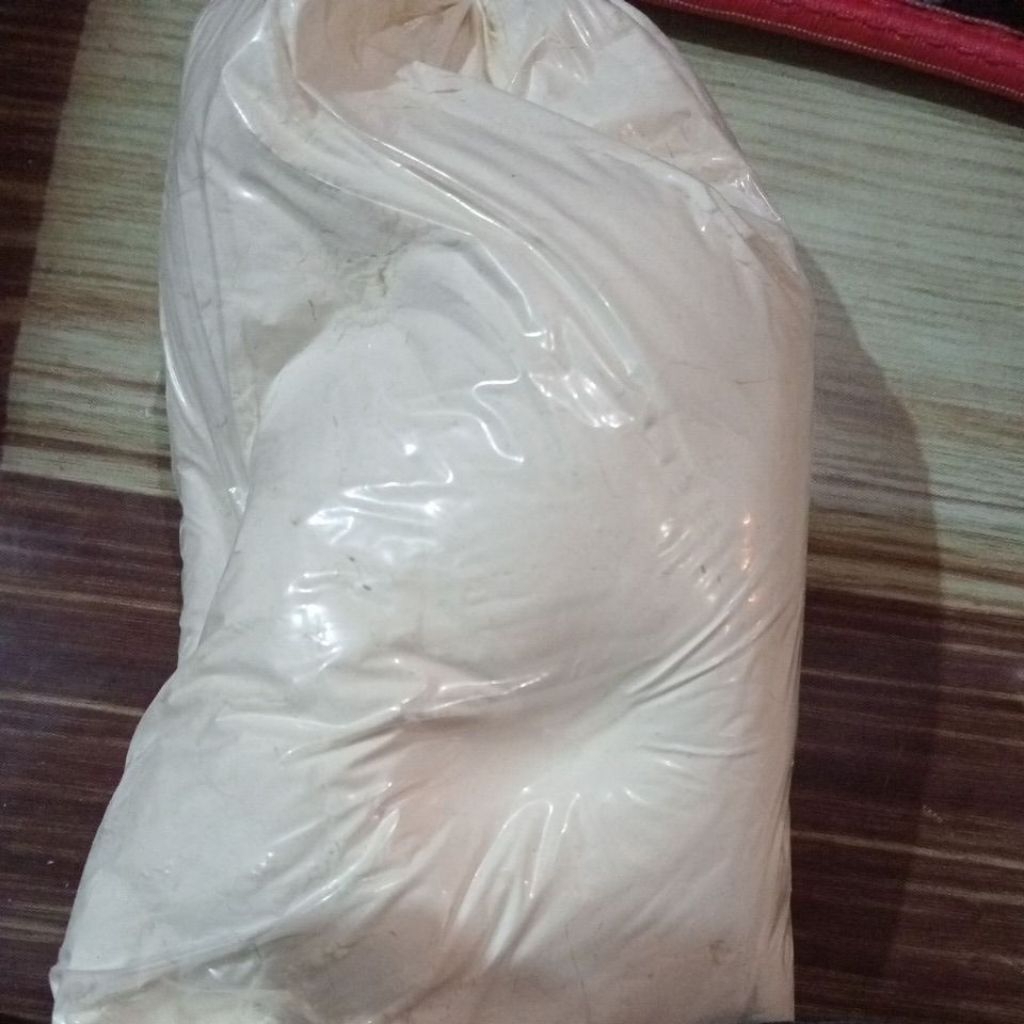 

Tepung kentaky 900 gram