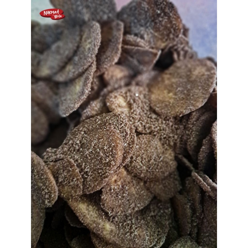 

Keripik Pisang Coklat Renyah | Cemilan Manis | Pouch Kecil Cocok untuk Semua Kalangan