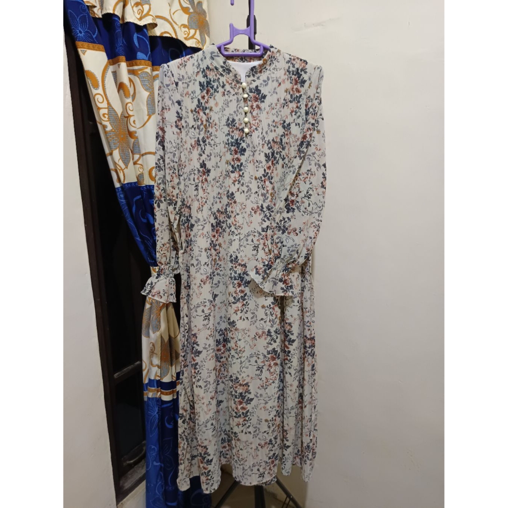 [PRELOVED] Dress Wanita Lengan Panjang Motif Bunga One Set Rok Plisket