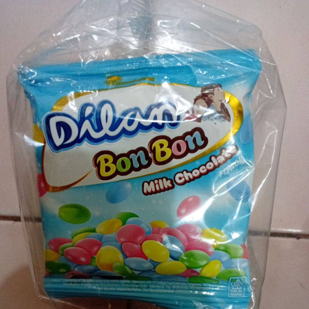 

Dilan Bon Bon Milk Chocolate 1 Pack isi 10 Pcs