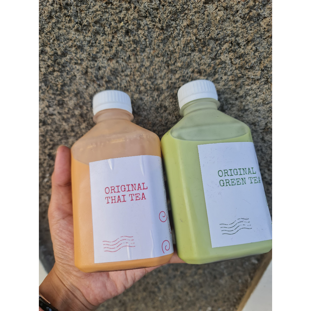 

Minuman thai tea original dan green tea original 250ml