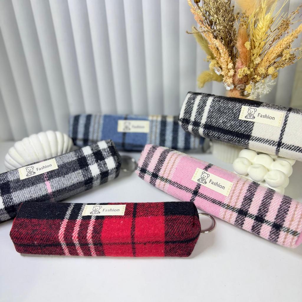 

Minhee - Tempat Pencil Kotak Kotak Aesthetic Korea Kotak Pouch Bahan Kain