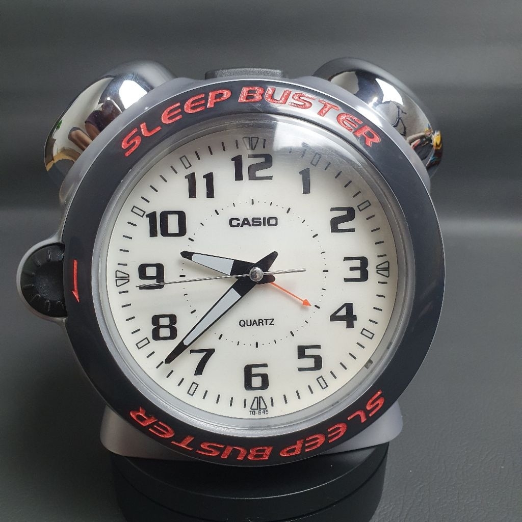 Jam weker Casio Sleepbuster