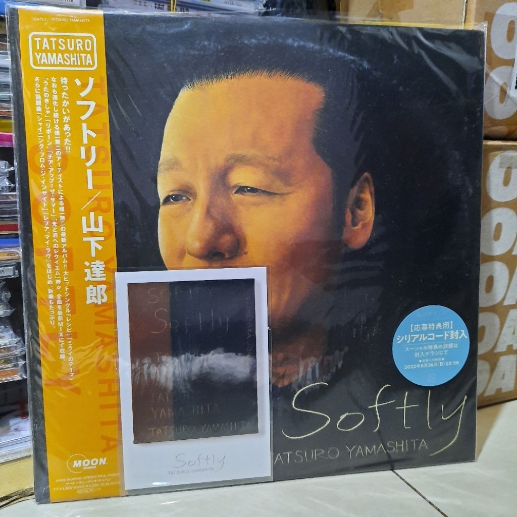 LP / VINYL / PIRINGAN HITAM TATSURO YAMASHITA SOFTLY
