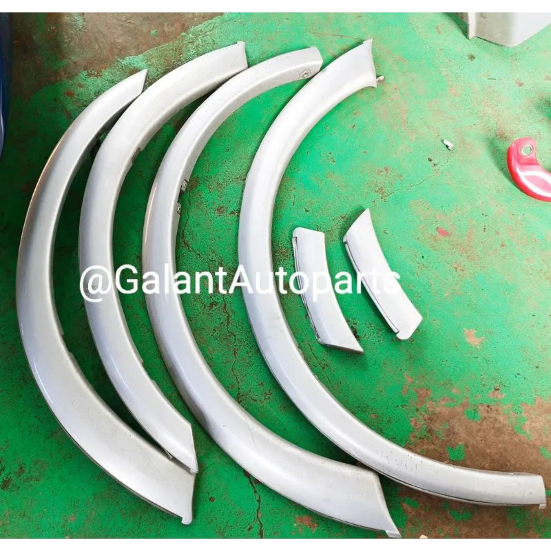 Over fender Mitsubishi Galant VR4