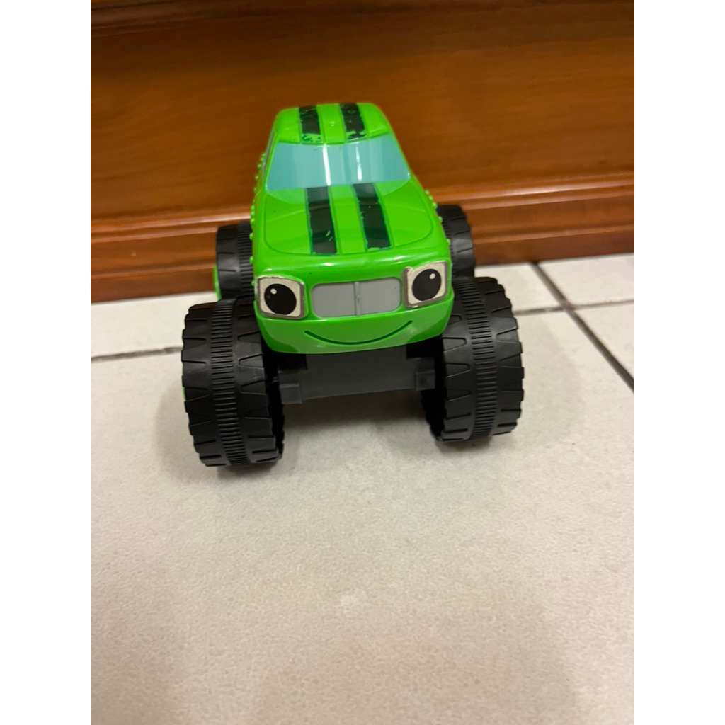 Mainan Mobil Kecil Anak Kecil Bekas Preloved