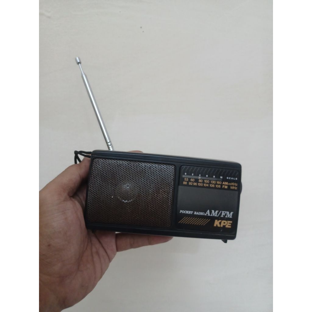 Pocket Radio Saku AM/FM Merk KPE Normal Hidup Jadul Vintage