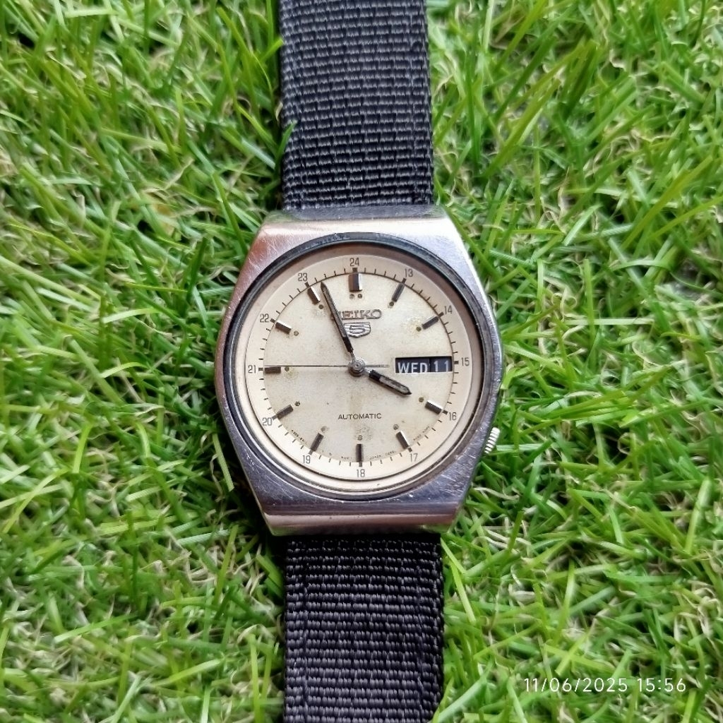 Vintage jam tangan pria SEIKO 5 Automatic 6309-8910