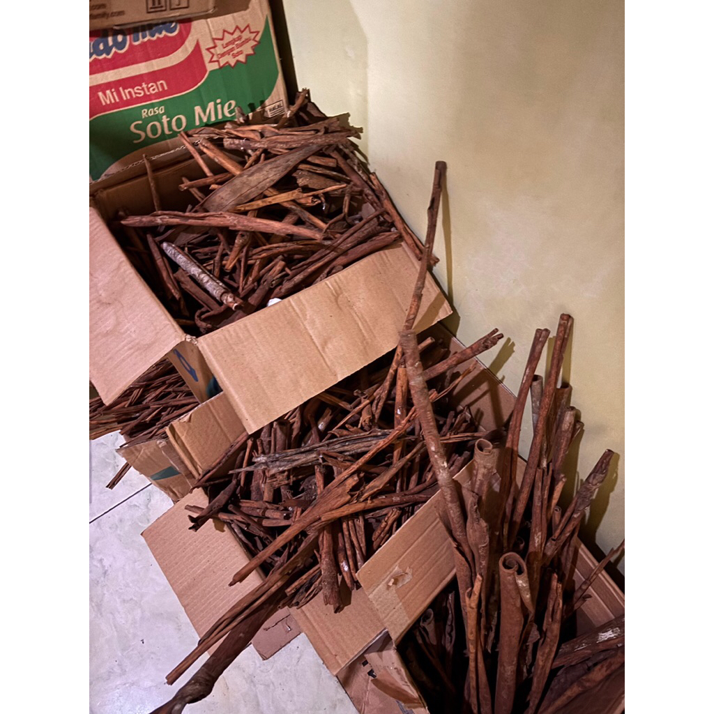 

Kayu Manis 1 Kg Batangan