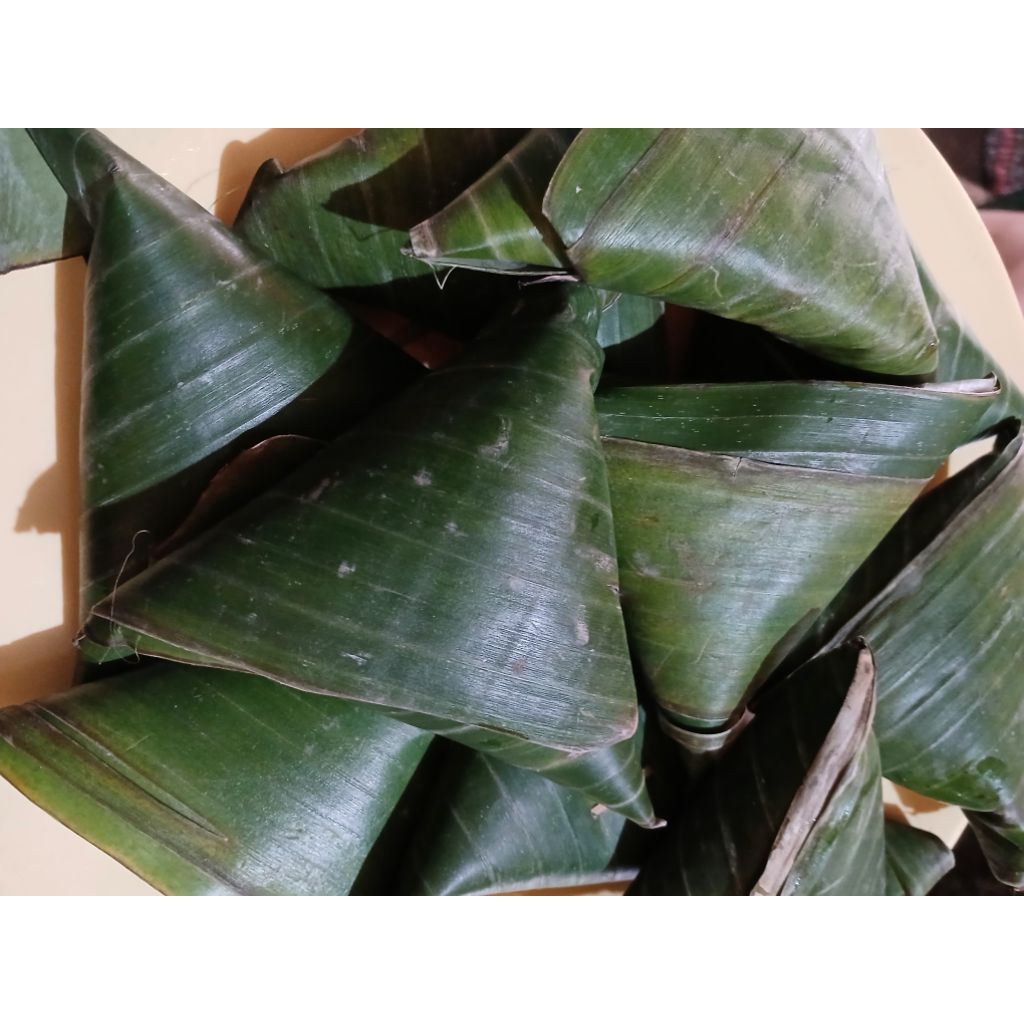 

TEMPE SEGITIGA / TEMPE BACEM / TEMPE SUMPIL DAUN ISI 10