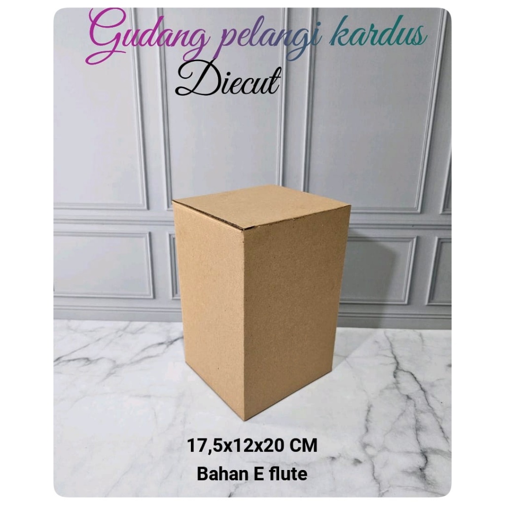 

kardus karton box uk. 17,5x12x20 cm...model die cut botol