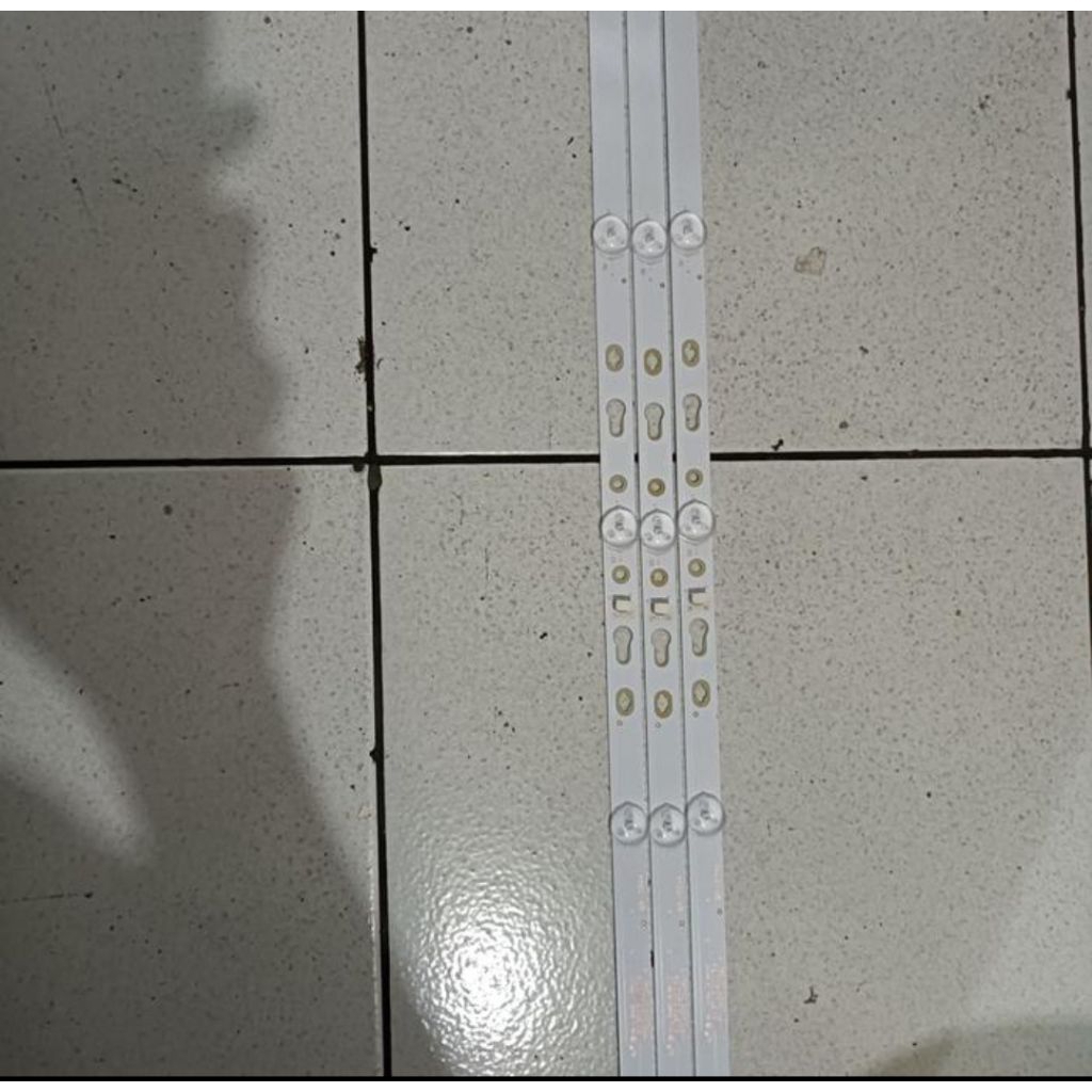 Backlight TV Panasonic 32 inch 5 led 6v