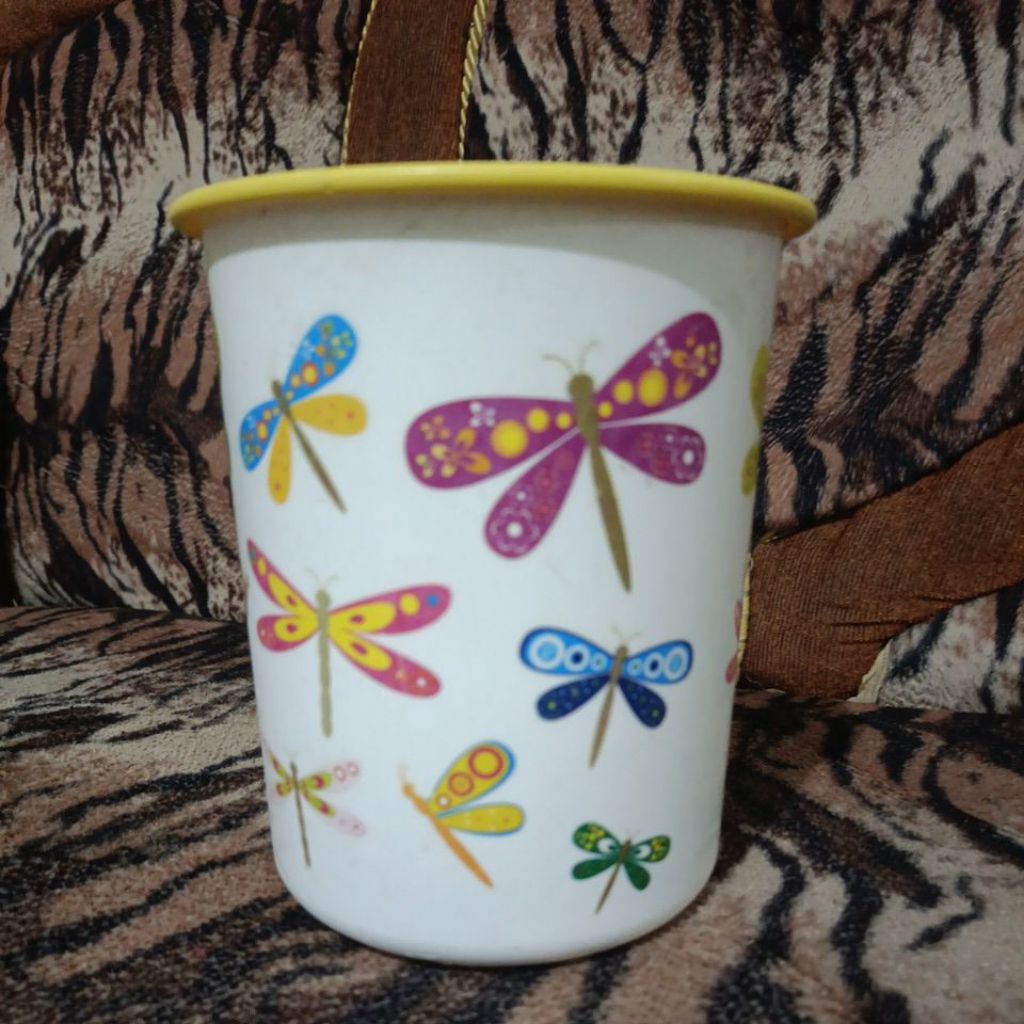 toples tupperware preloved