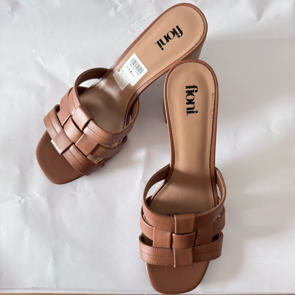 Sandal Louisa by Fioni Payless (New)
