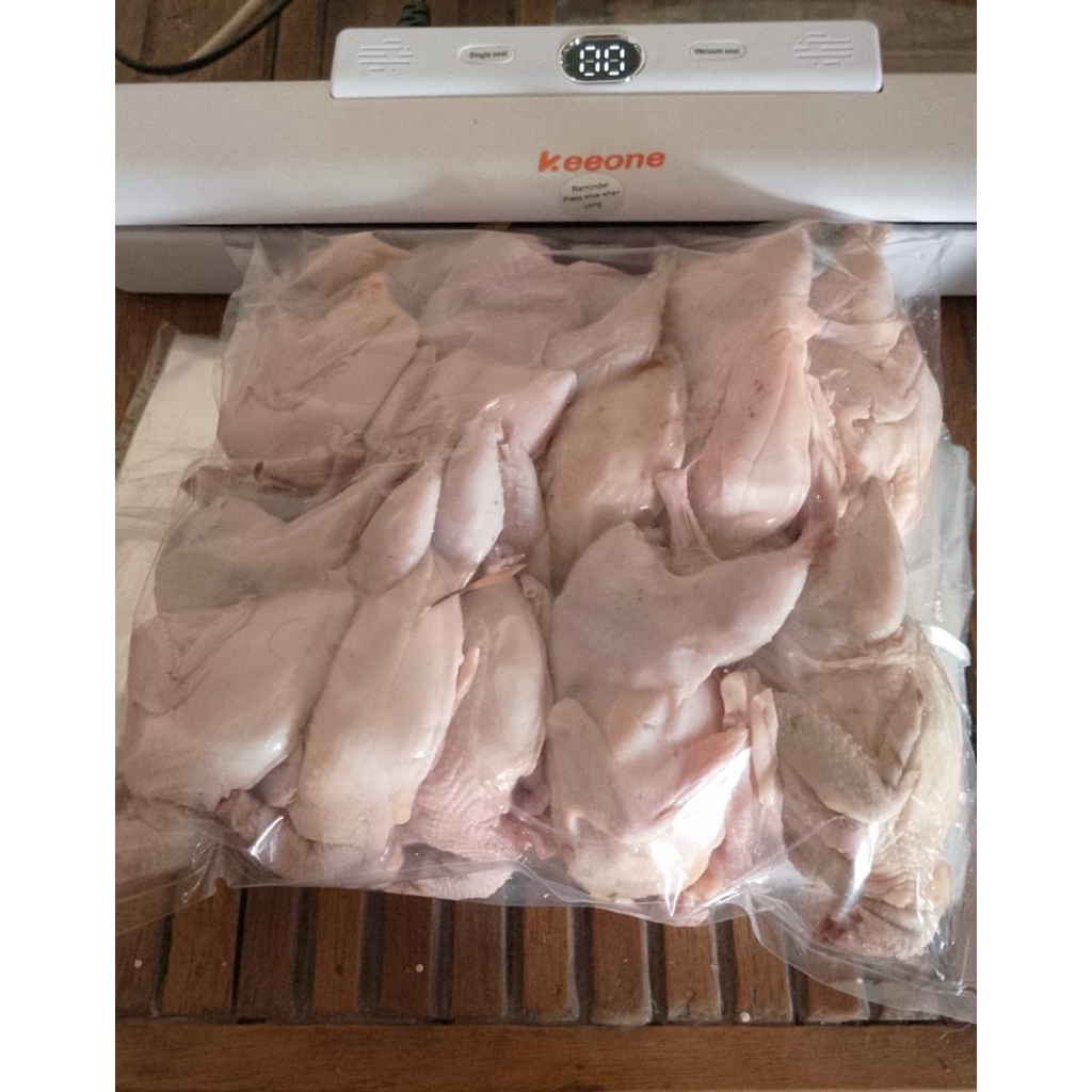 

Daging Puyuh Frozen (Per Pack)