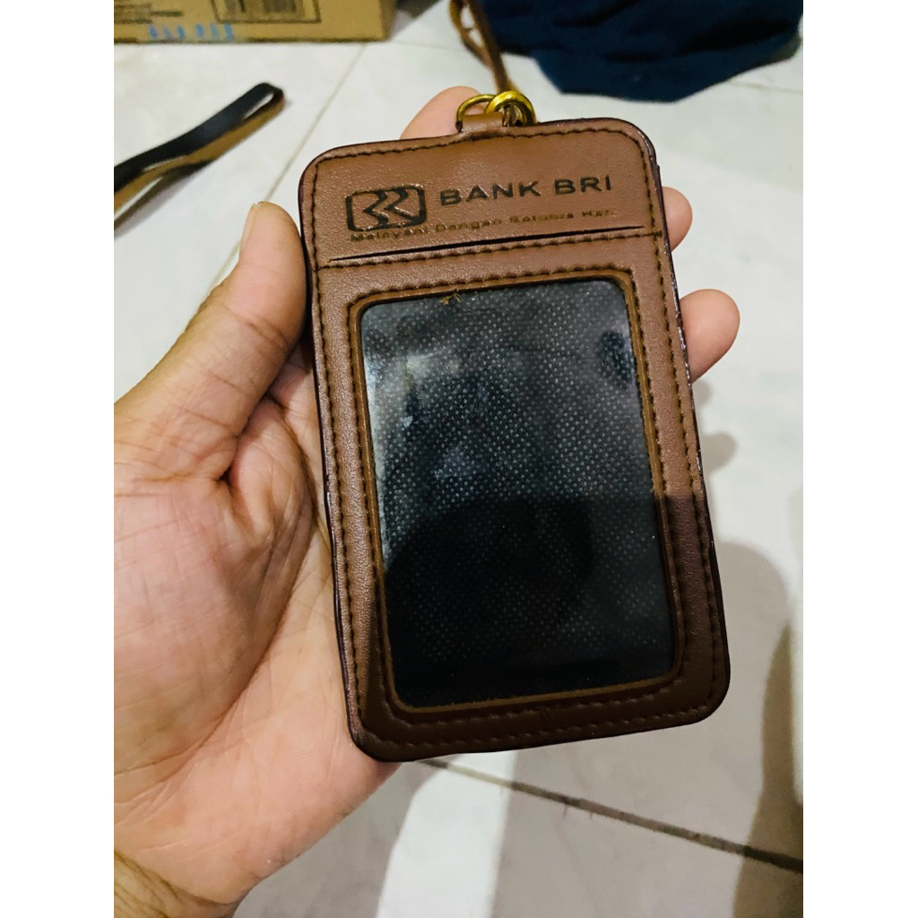

Name Tag Id Card Laser BANK BRI Satuan PREMIUM