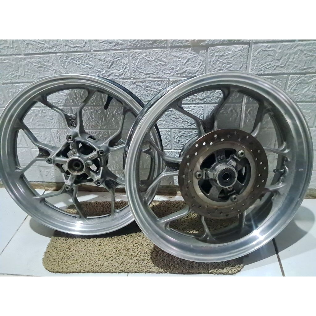 Velg byson bison yamaha pelek racing palang original ori copotan standar kelengkapan seperti difoto 
