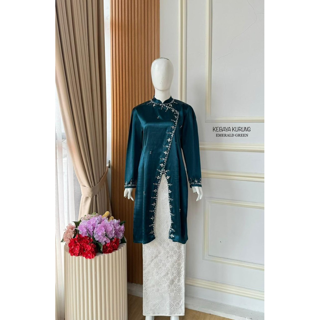 Permata Olshop / Kebaya Tunik Kurung Payet / Kebaya Kondangan / Kebaya Pesta / Kebaya Wisuda