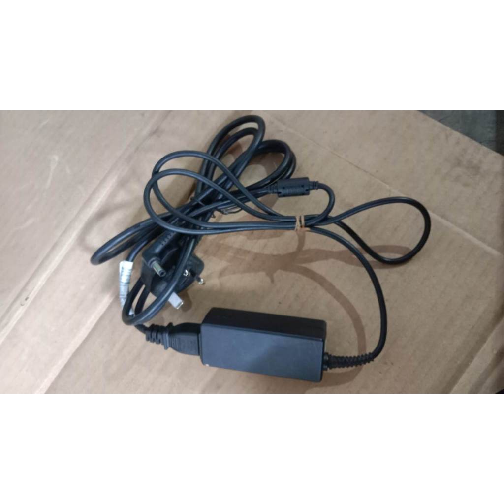 bekas normal charger ADAPTOR LENOVO IDEAPAD 20V 1.5A/2A (5.5*2.5mm) S10 S100 S10-2 S10-3 S10-3c S10-