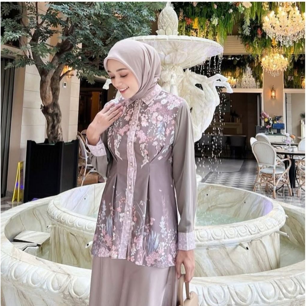 CARISSA BLOUSE BY VANILLA HIJAB