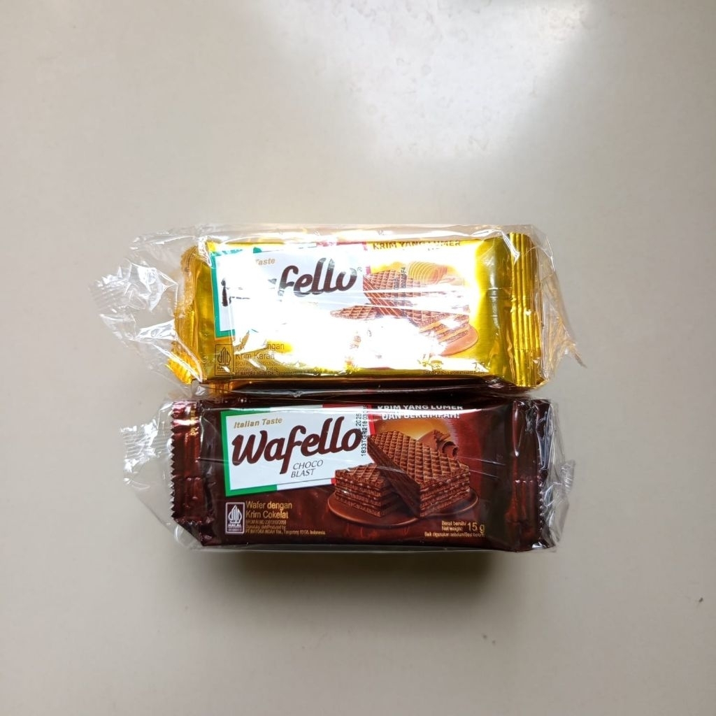 

wafello wafer cokelat karamel renceng isi 10 sachet