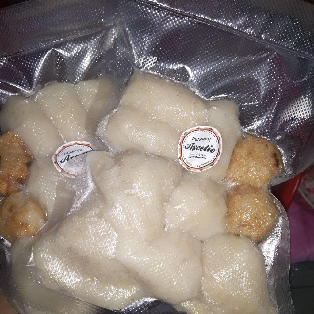 

Pempek Palembang İkan Tengiri 1pcs