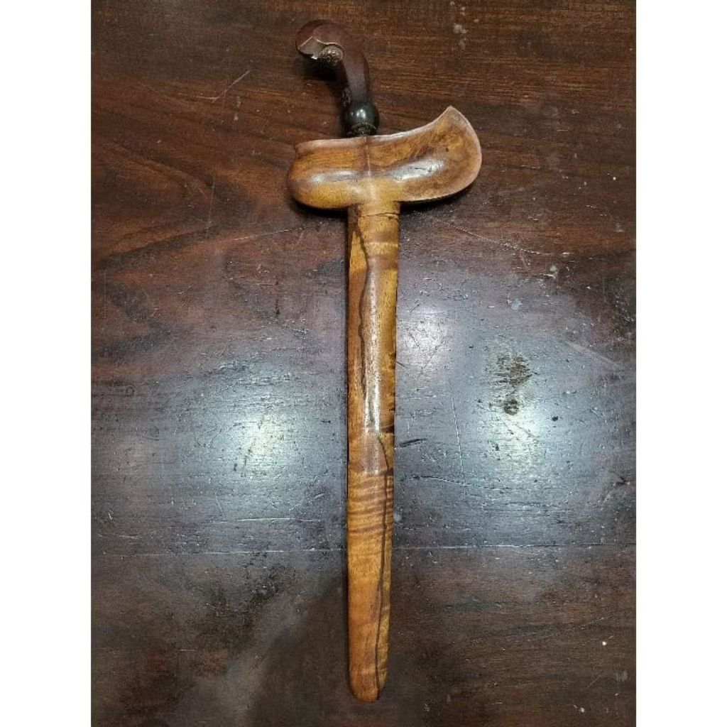 keris lurus dwi pamor