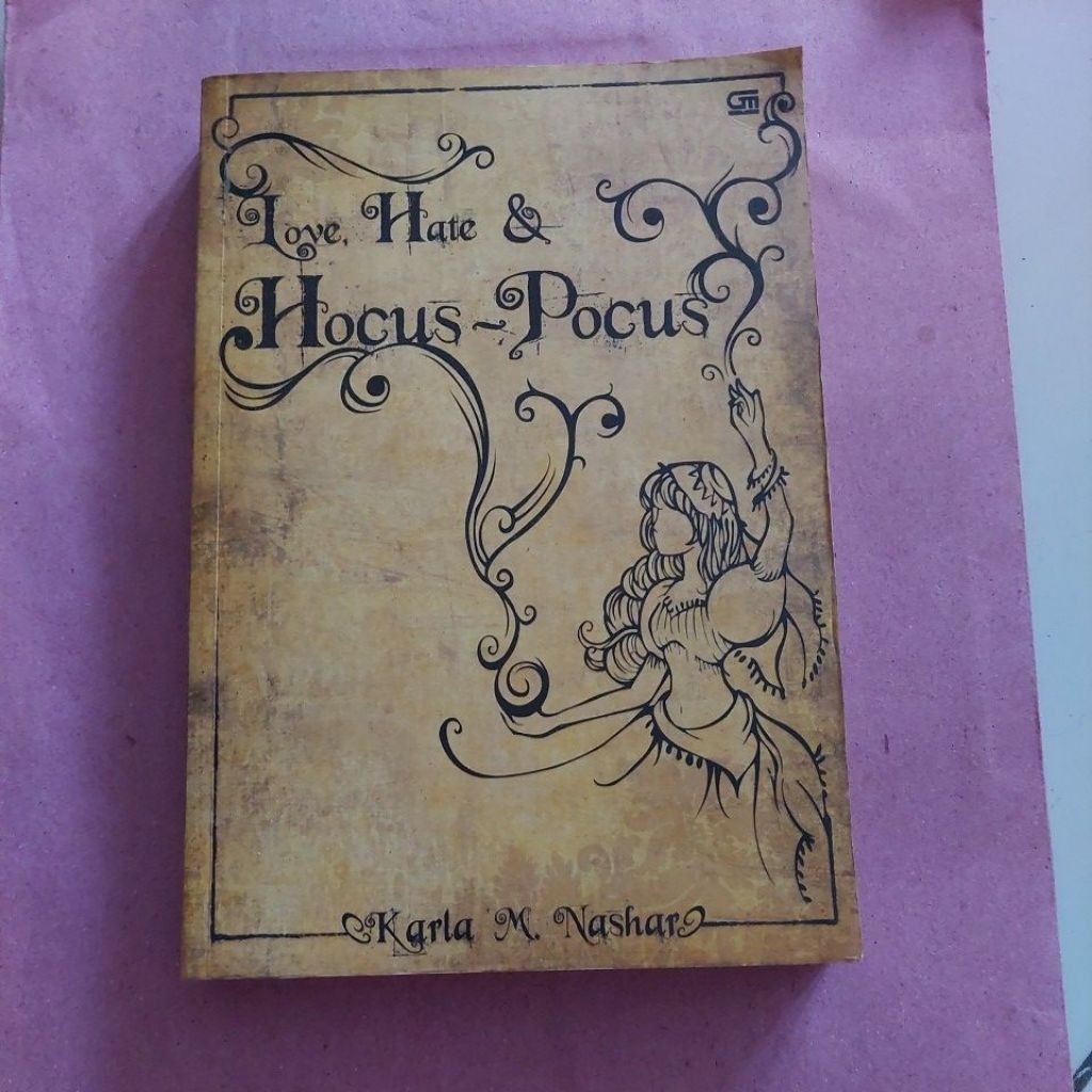 NOVEL LOVE HATE HOCUS POCUS