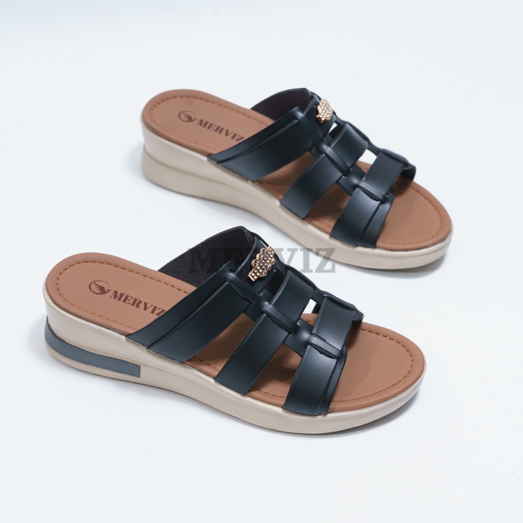 Sandal Wanita Selop Wedges Jumbo Trendy Sendal Wedges Ibu Ibu Kulit Sintetis M114