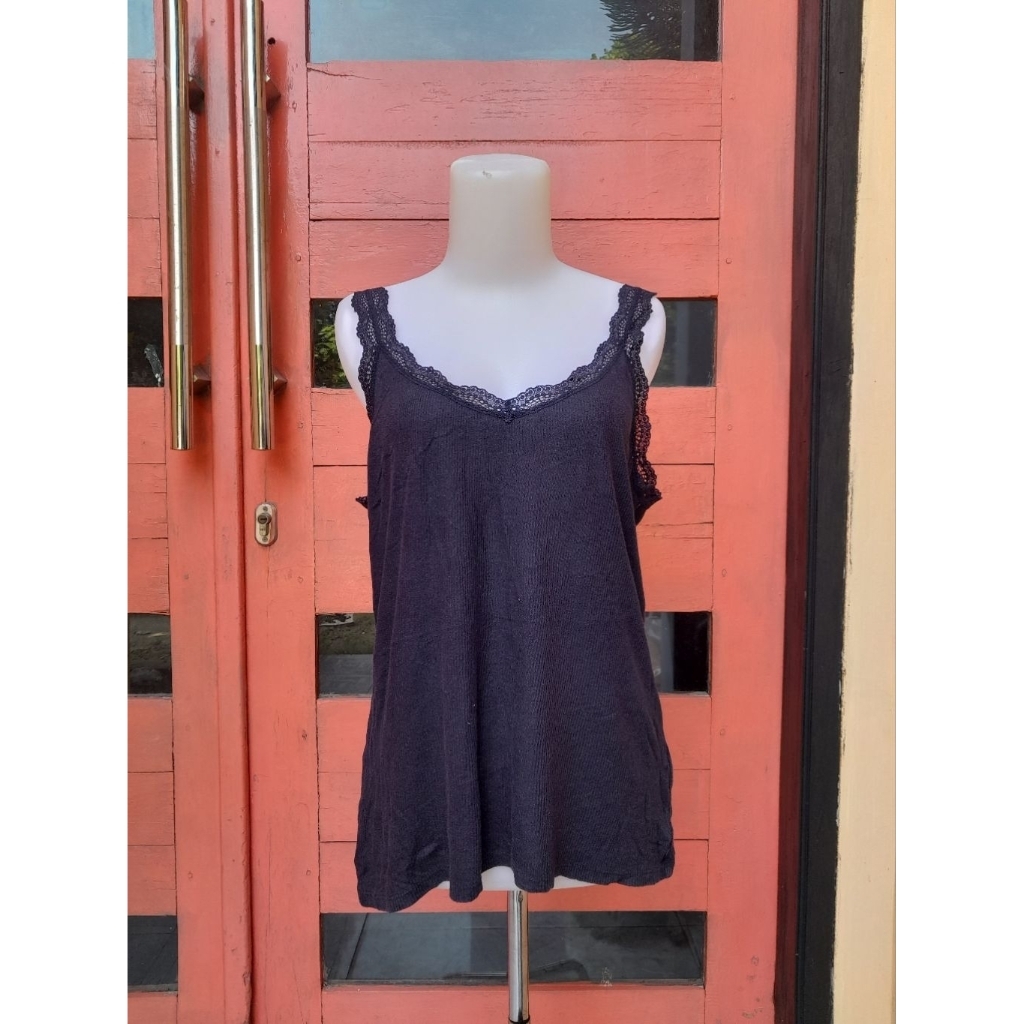 Tanktop Jumbo Knit Lidi Uniqlo