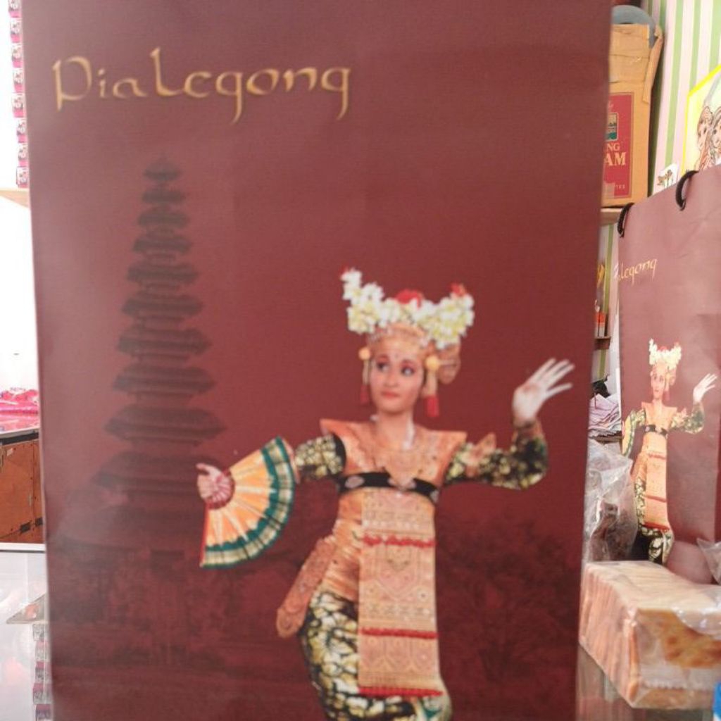 

tas pia legong isi 2