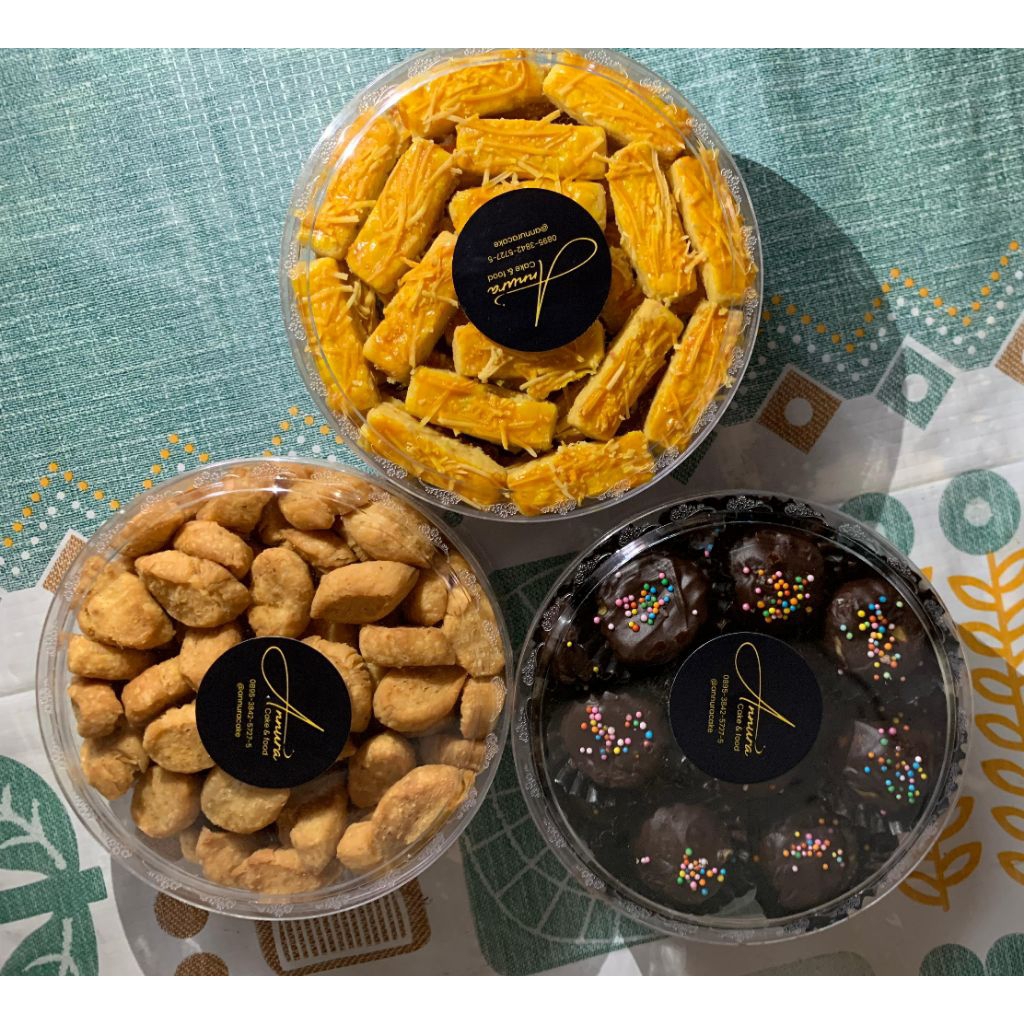 

PAKET ISI 3 KUE KERING BIJI KETAPANG KASTENGEL &BOLA BOLA COKLAT HARGA LEBIH HEMAT