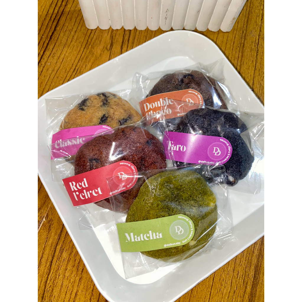

[4pcs] Soft Cookies