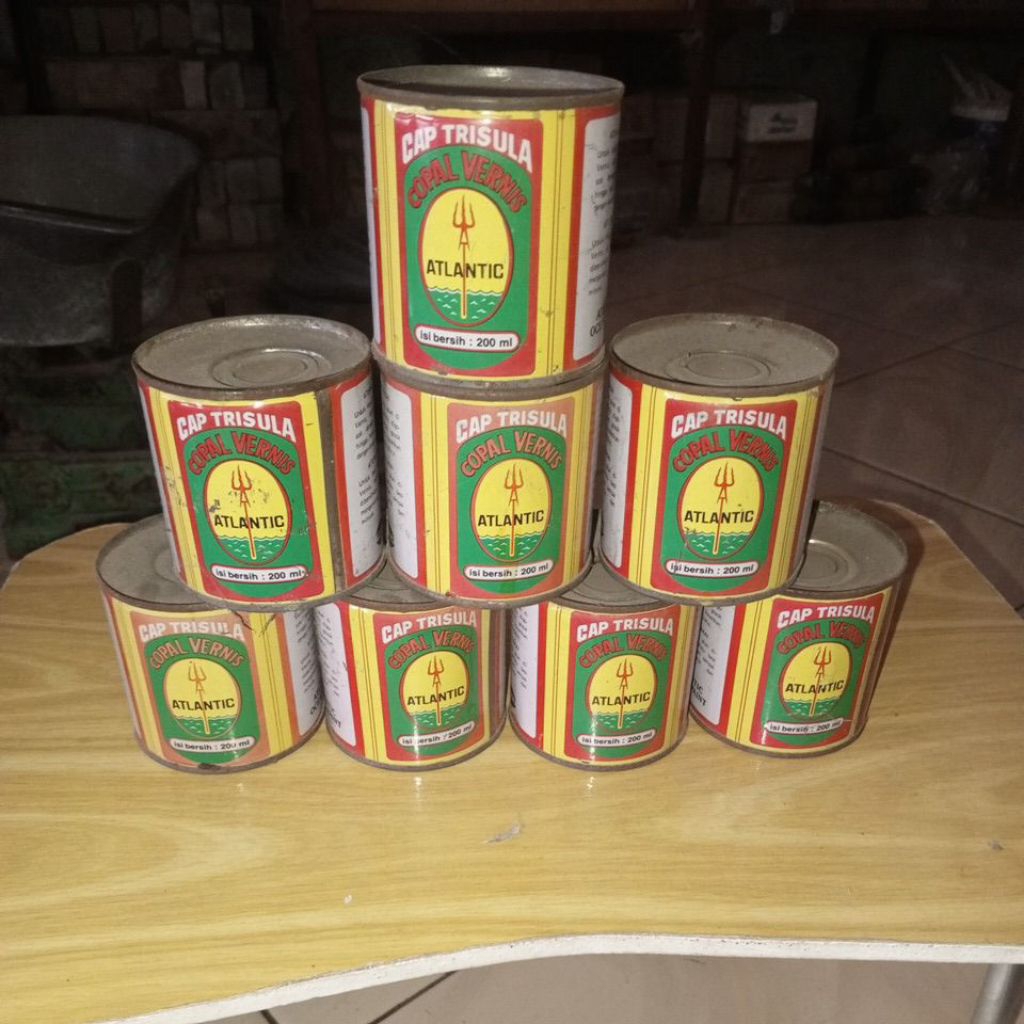VERNIS KAYU DAN BESI TRISULA 200ML