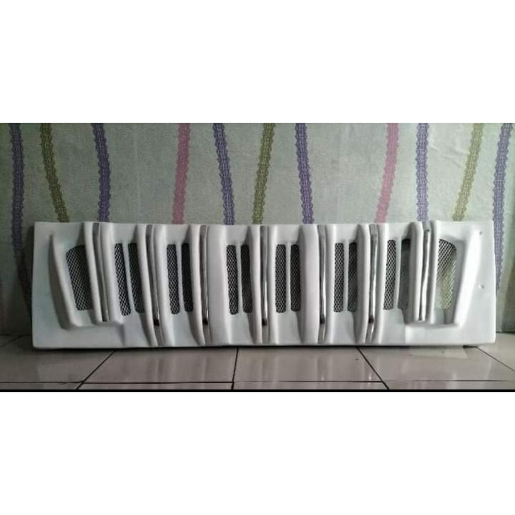 Grill truk izusu nmr 71