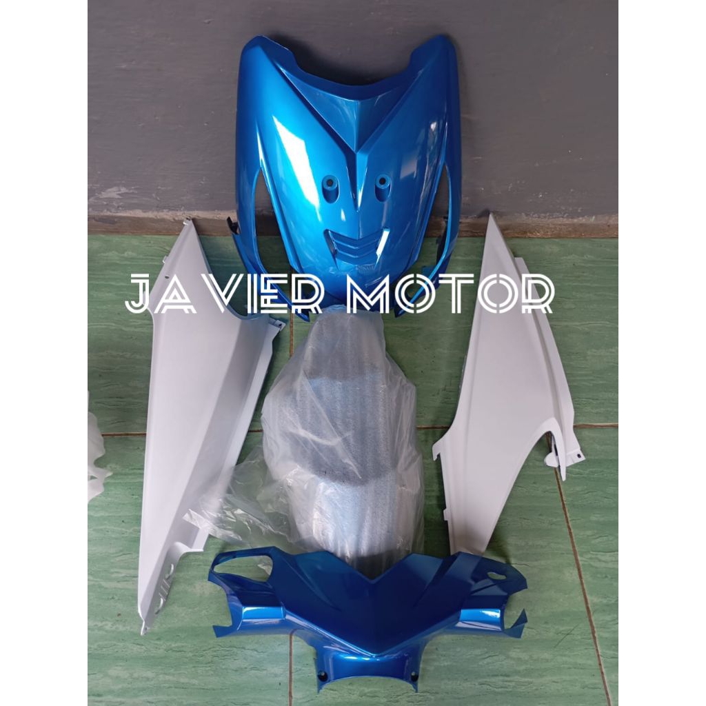 cover body halus beat karbu biru muda dan putih