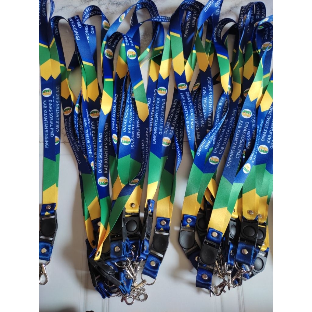 

Tali id card DAZZLE ME / Lanyard idcard dazzle me/Tali dazzleme printing Murah Harga Grosir