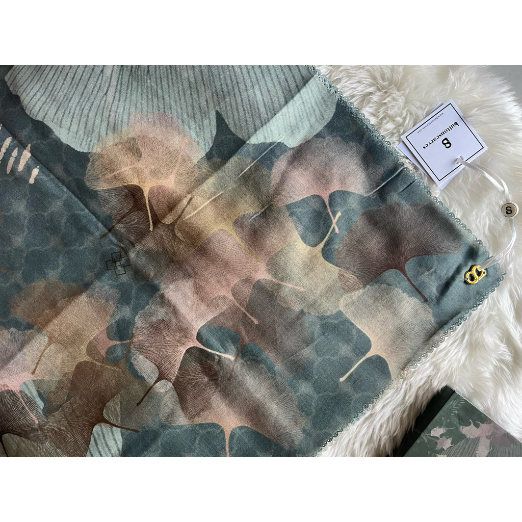 NEW BUTTONSCARVES GINKGO SERIES - PISTACHIO