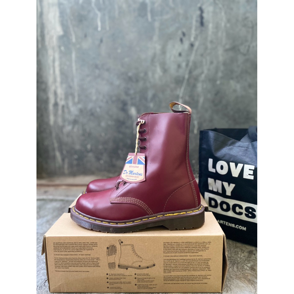 Dr.martens 1490 Vintage Oxblood quilon Leather
