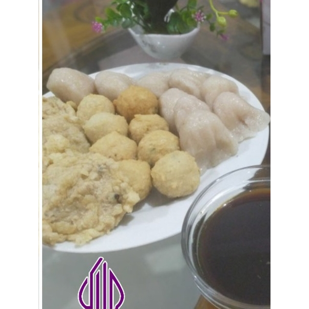 

PEMPEK HANA | PEMPEK PALEMBANG. isi 25 pcs, 40 pcs kemasan Vacum, 1 kg, lokasi Palembang