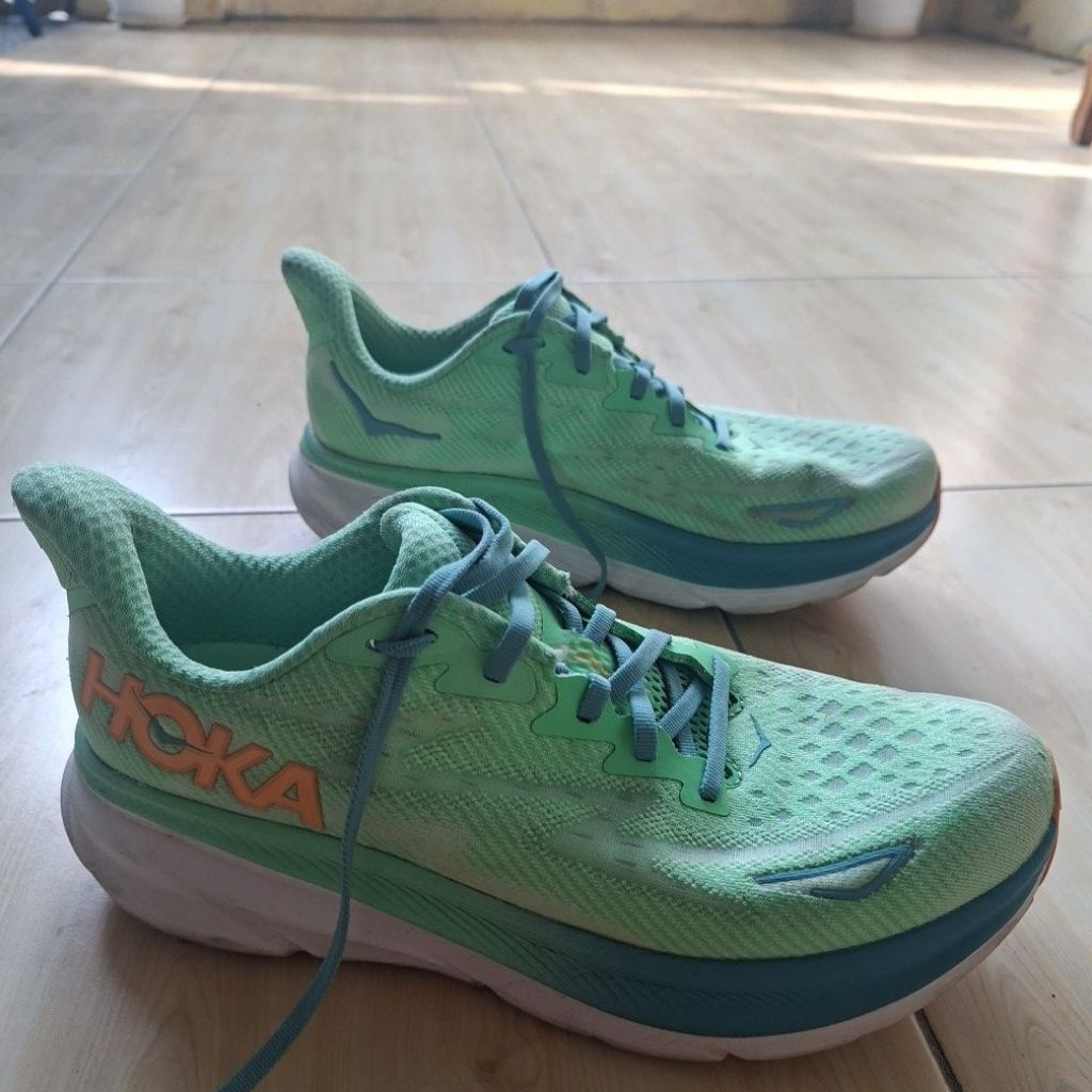Hoka Clifton 9 Second