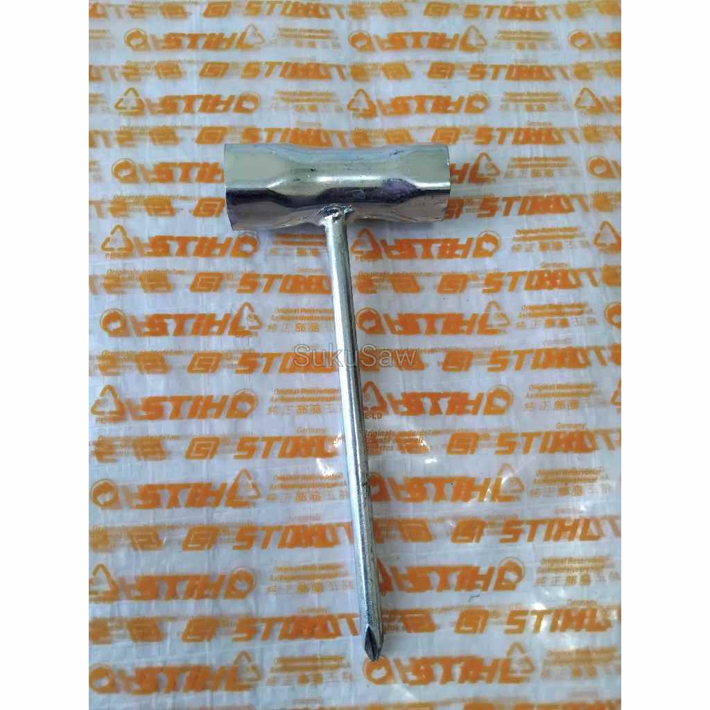 KUNCI BUSI MESIN PEMOTONG RUMPUT FR3001 STIHL