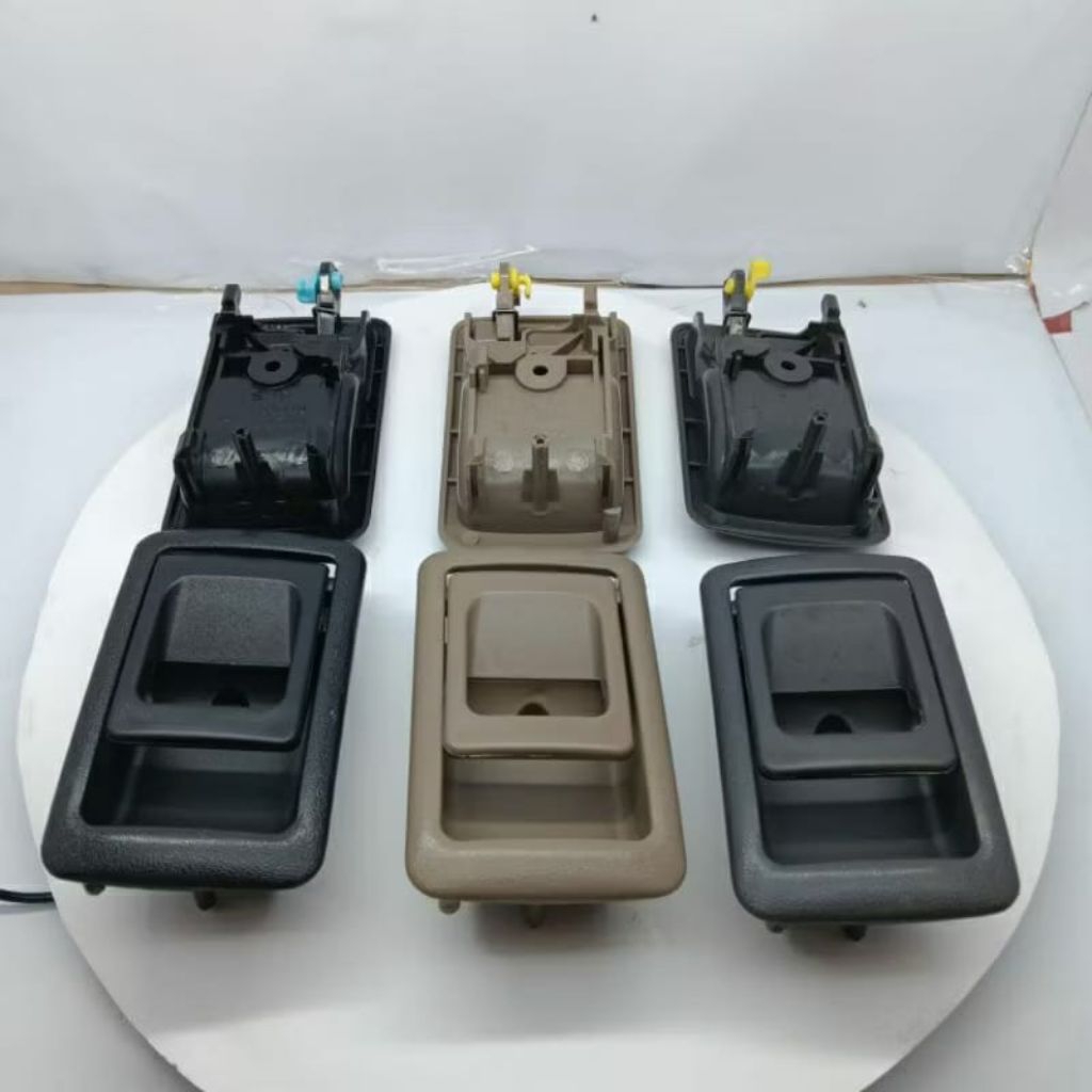 Handle dalam pintu kijang kapsul 1997 / 2003 handle pembuka pintu toyota kijang soluna  kijang kapsu