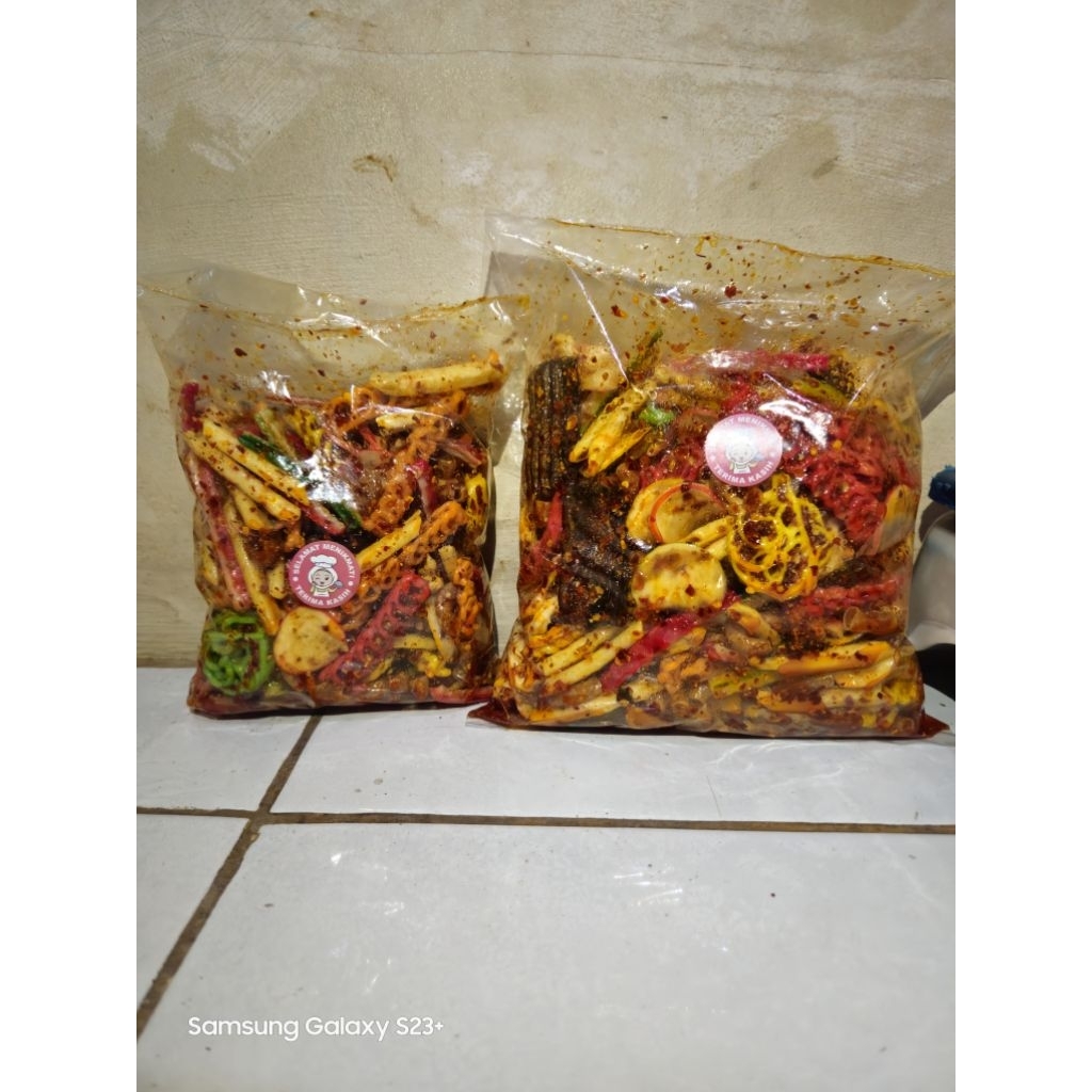 

Kerupuk Seblak Mix Daun Jeruk Dan Kencur Bumbu Medok Pedas Segar