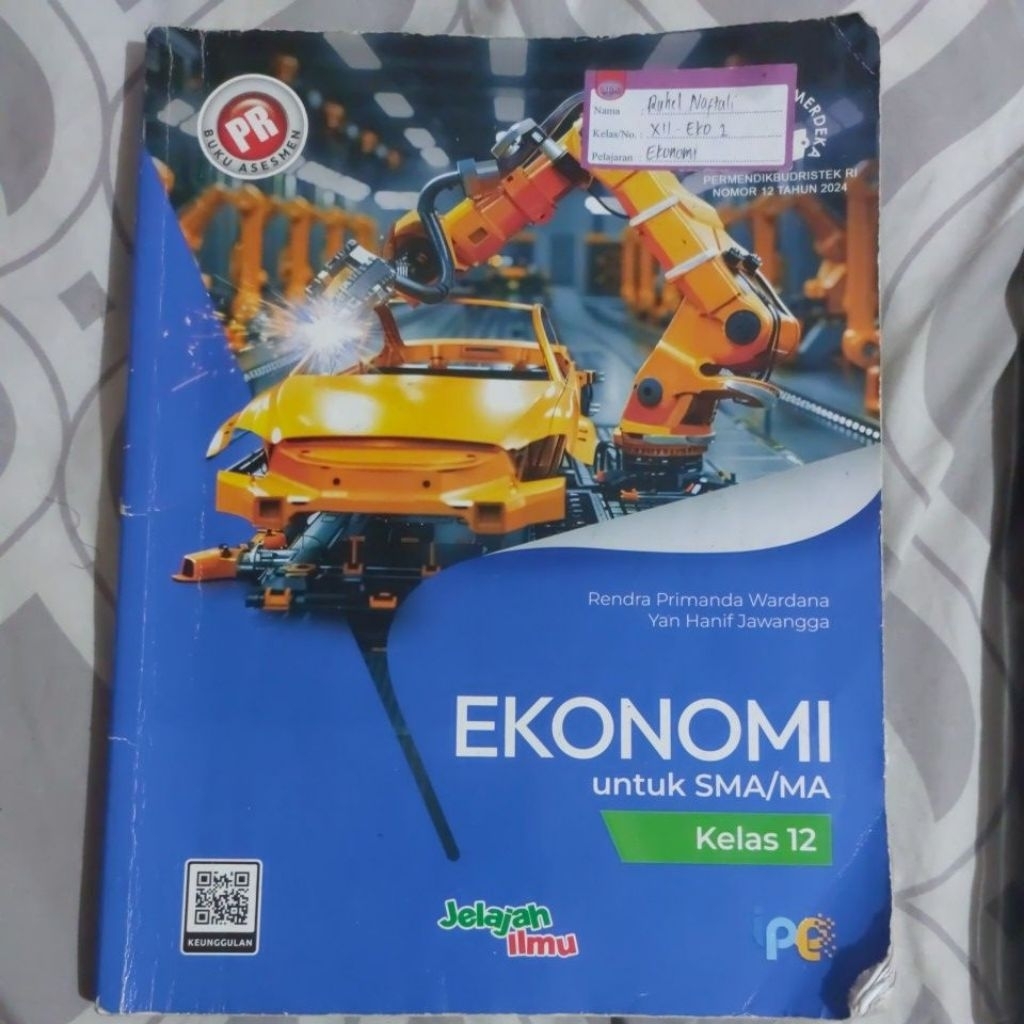 buku bekas ekonomi kelas 12 SMA intan pariwara | Buku PR Ekonomi kelas 12