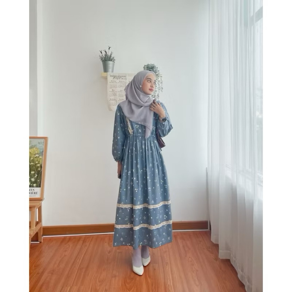 Preloved | Dress Hijab | floral dress | dress by Zateen